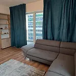 Loft Coresi Mall Lägenhet *